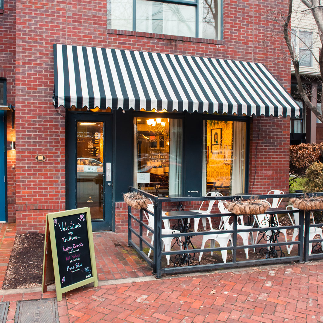 Green Hour Cocktail & Absinthe Lounge — NSHVLL